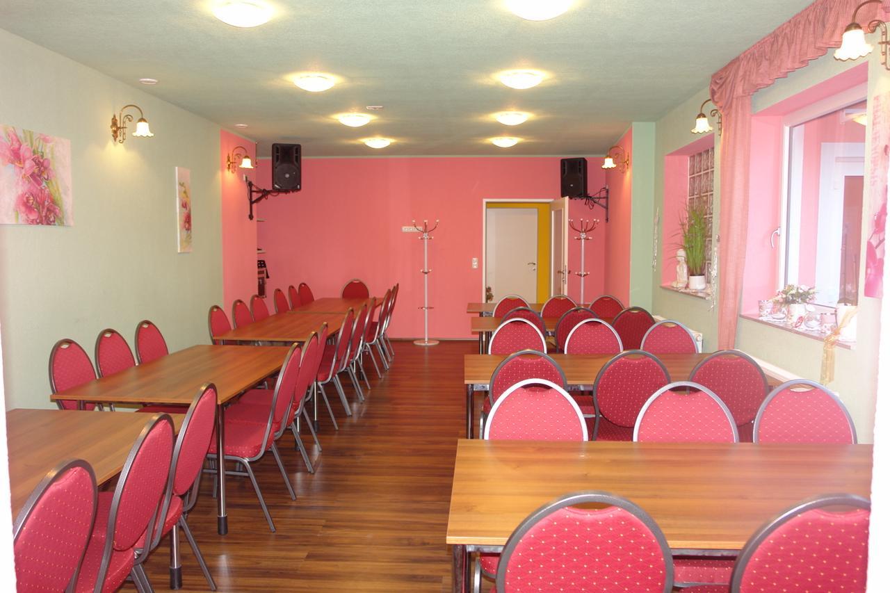 Hotel Garni Daniela Urich Schwanenstadt Екстериор снимка