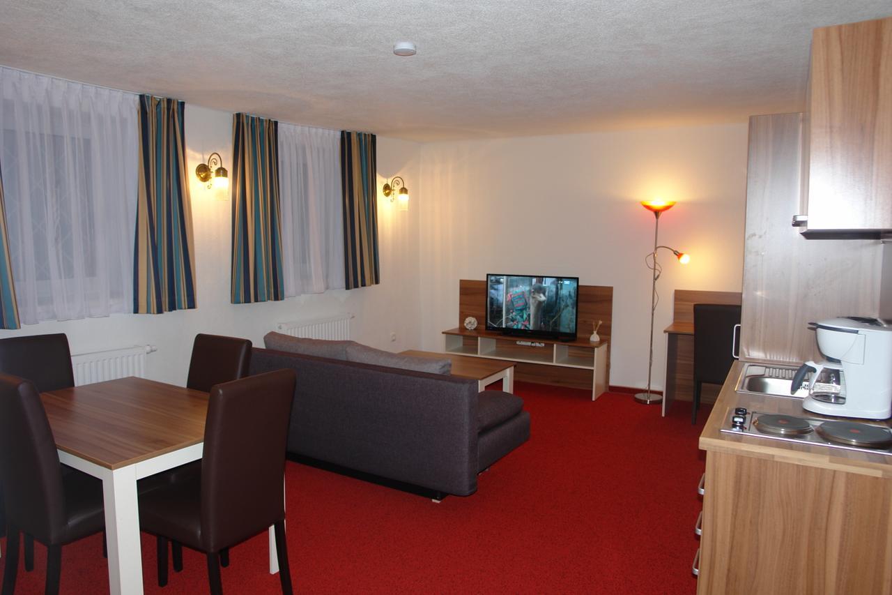 Hotel Garni Daniela Urich Schwanenstadt Екстериор снимка